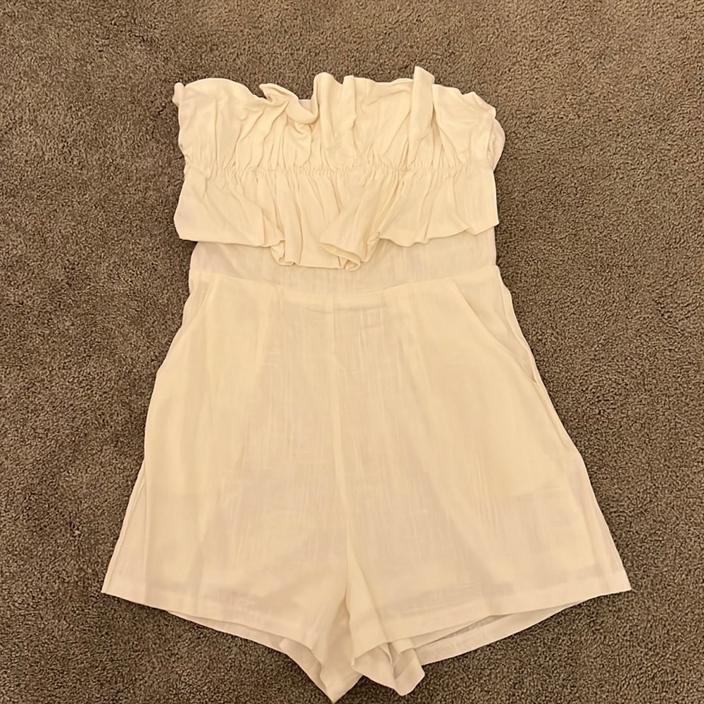 Princess Polly white romper!
